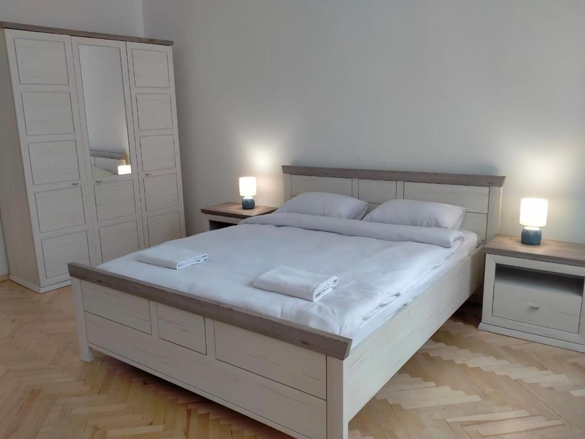 Avangard Kryva Lypa 3 Apart 리비프 외부 사진